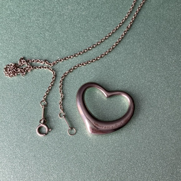 🤍🤍🤍Tiffany & Co. open heart pendant🤍🤍🤍 - Picture 2 of 4